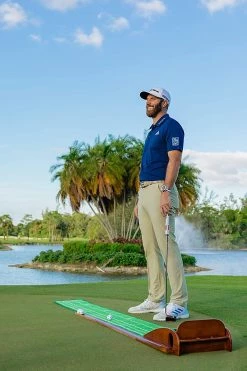 CaddiesShack Perfect Putting Mat - Dustin Johnson - Standard Edition -Golf Accessories Shop 71755QS0EsS. AC SL1500 dddd3234 19a2 44f6 bb3f c0c37fb3c19d